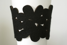 cozy/cuff - black