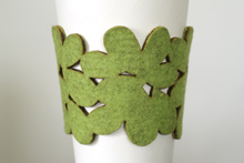 cozy/cuff - light green