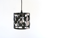 small vertical leaf lamp