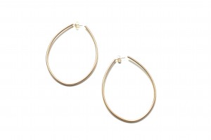 easy summer style - droplet hoop earrings by megan auman - click to see the outfit