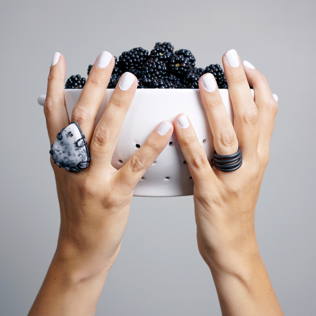 a big bowl of berries is the perfect summer treat! complete with bold statement ring to match!