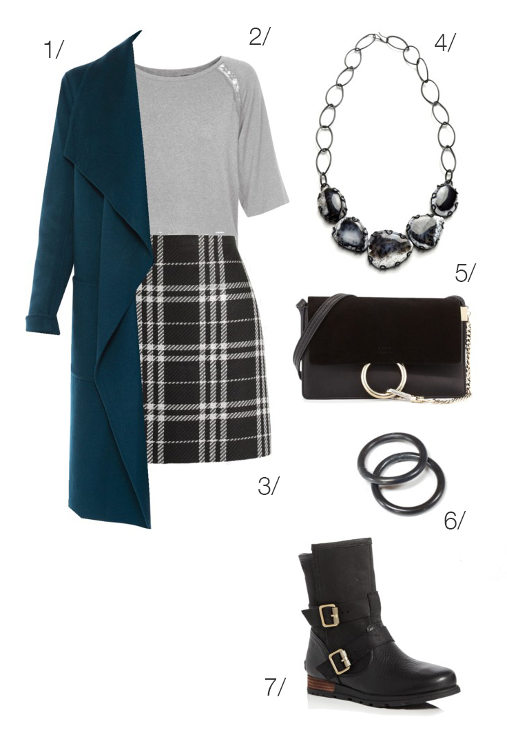 90s inspired holiday style: plaid skirt and moto boots // click through for outfit details