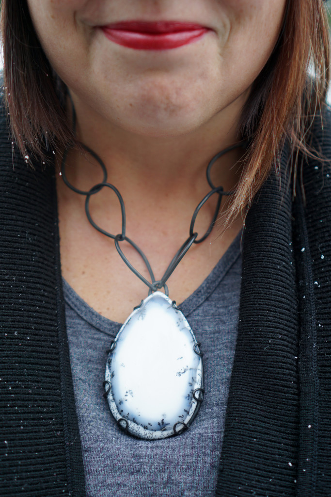 winter style: snowy statement necklace