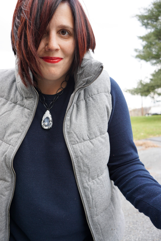 navy and grey fall winter style with a black and white chunky stone necklace