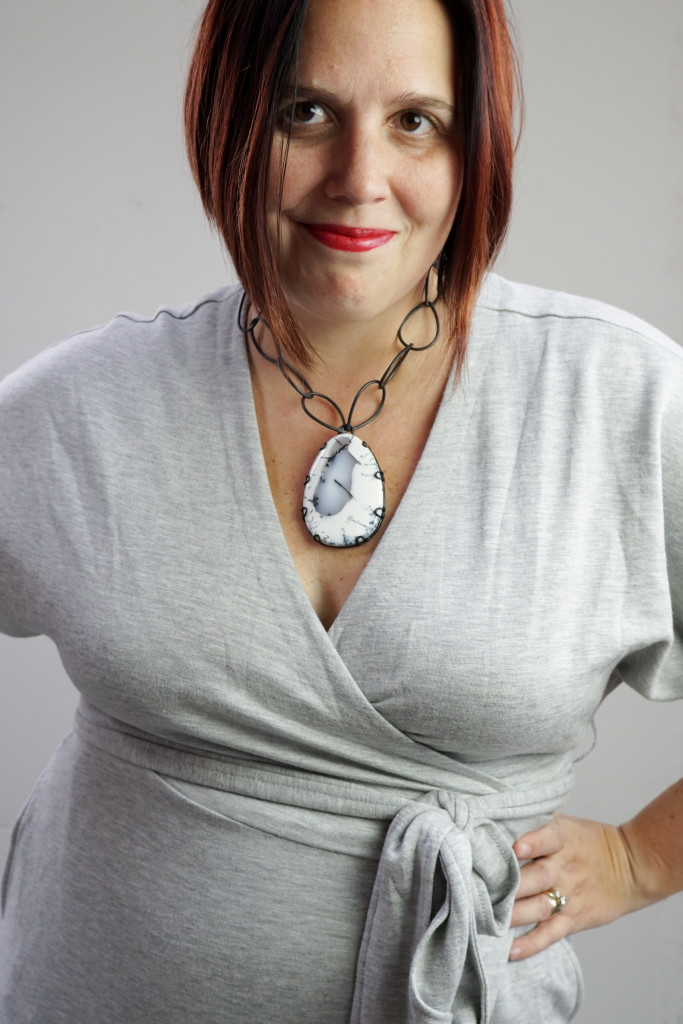 bold contra necklace: chunky gemstone statement necklace
