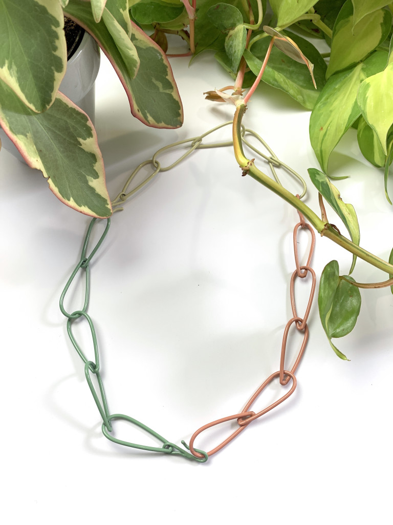 modern jewelry - colorful chain necklace with peperomia and phildendron brasil